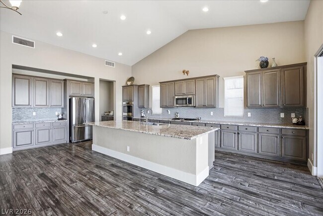 Building Photo - 6248 Carol Butte Ct