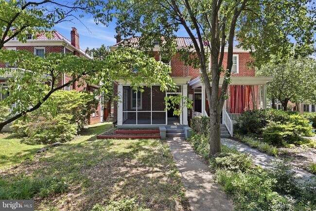 Building Photo - 4130 Military Rd NW