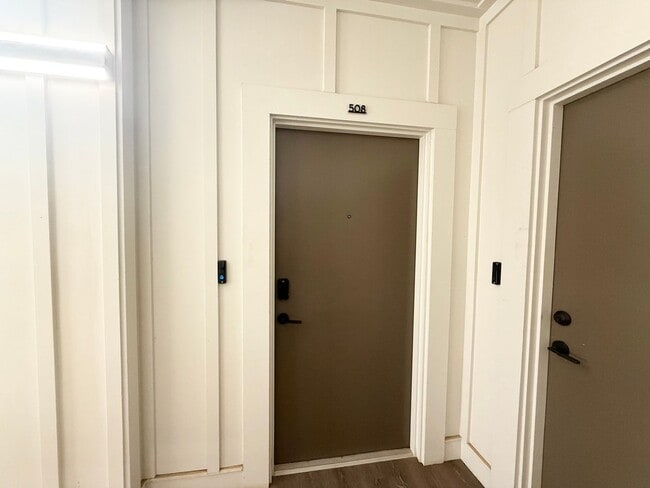 Building Photo - MOVE IN READY! 1 Bd, 1 Ba in Kaikea At Ho'opili