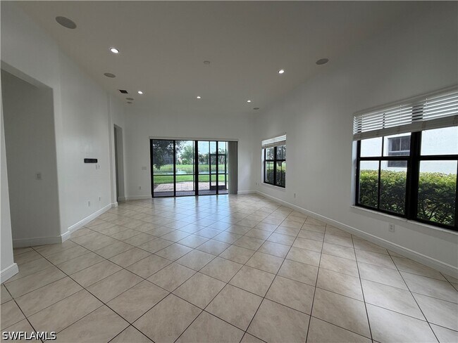 Building Photo - 5299 Ferrari Ave