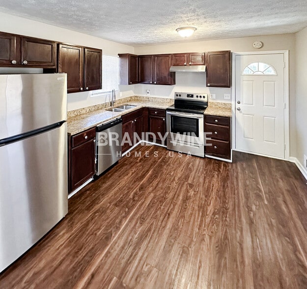 Building Photo - 2164 Camp Ground Rd SW