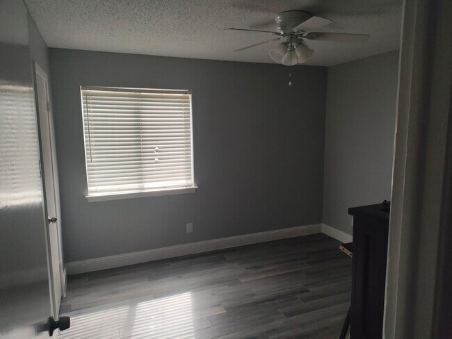 Building Photo - 5705 Harvest Hill Rd