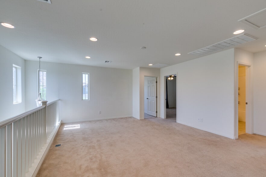Building Photo - 6442 Kobe Knoll Ct