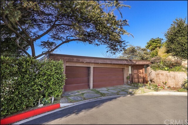 Building Photo - 1330 Coronado Dr