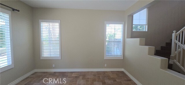 Building Photo - 20 Berlamo