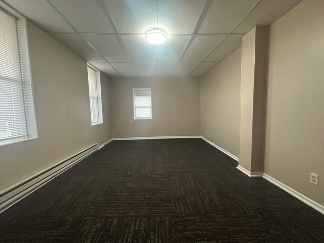 Building Photo - 809 Keeler St
