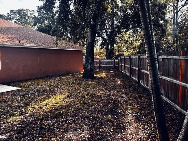 Building Photo - AVAILABLE NOW