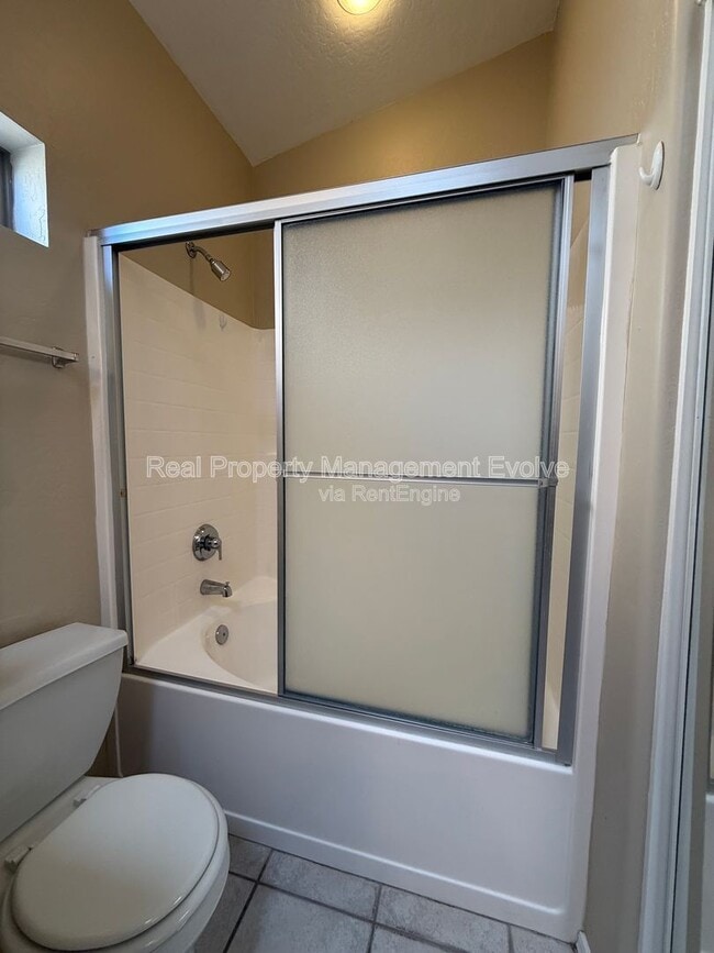 Building Photo - 2006 N 106th Ave