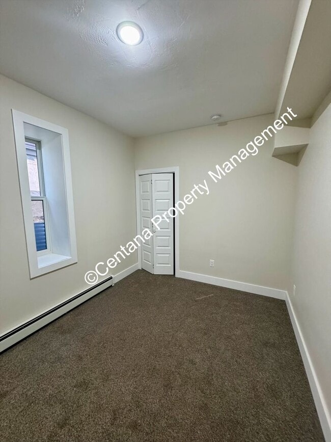 Building Photo - 614 N Alaska St