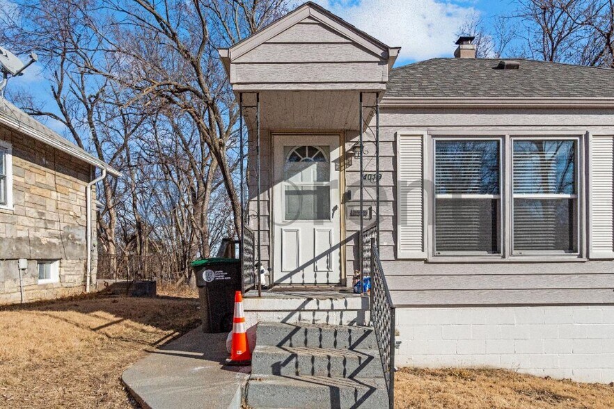 Building Photo - 4019 N 44th St