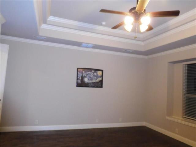 Building Photo - 961 Crystal Falls Dr