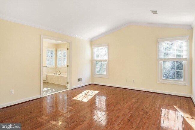 Building Photo - 4481 Shady Point Pl
