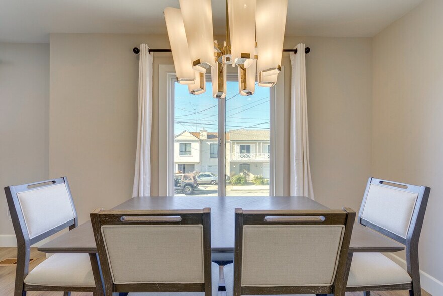 Building Photo - 1770 48th Ave