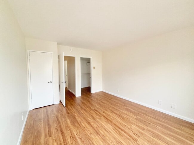 Building Photo - Surfside I | 2 Bedroom + 1.5 Bathroom with...