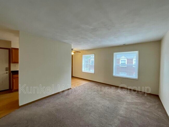 Building Photo - 1804 Jamestown Rd
