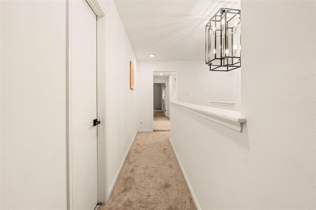 Building Photo - 5502 Graystone Ln