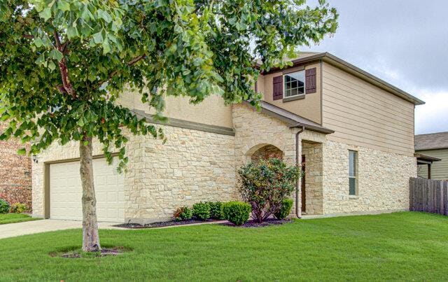 Building Photo - 3900 Belmont Stables Ln