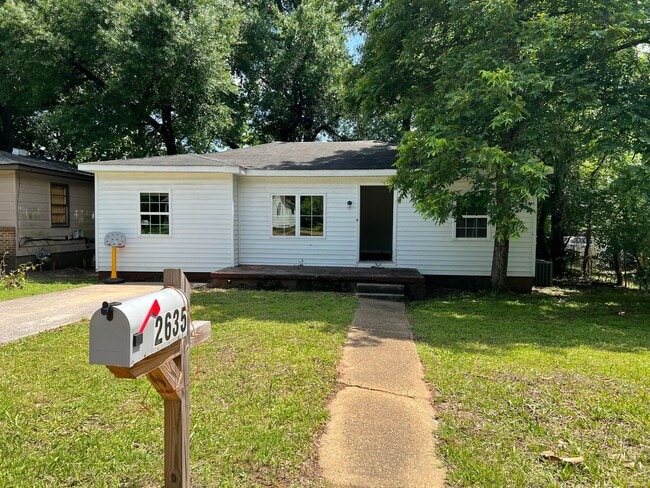 Primary Photo - 2635 20th St