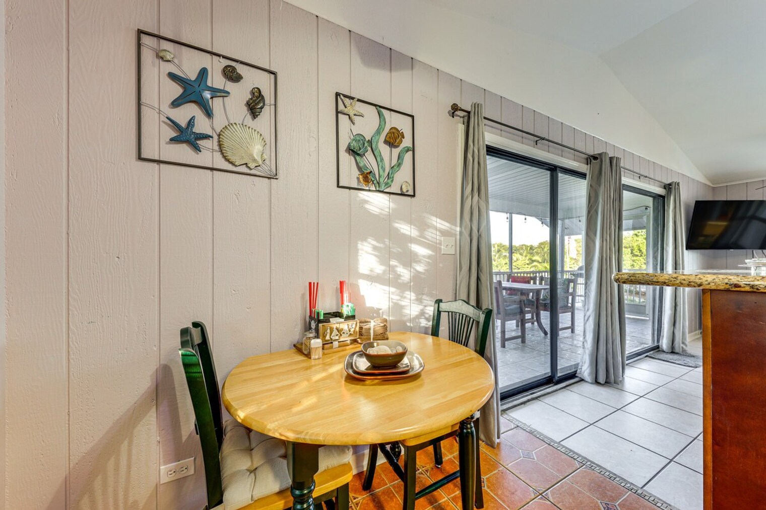 Building Photo - 29179 Rose Dr