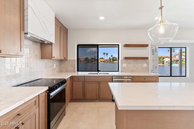 Building Photo - 3520 N 110th Ave
