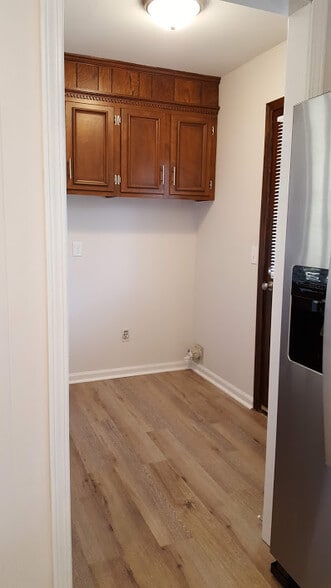 Building Photo - 5573 Sandy Trace Dr.