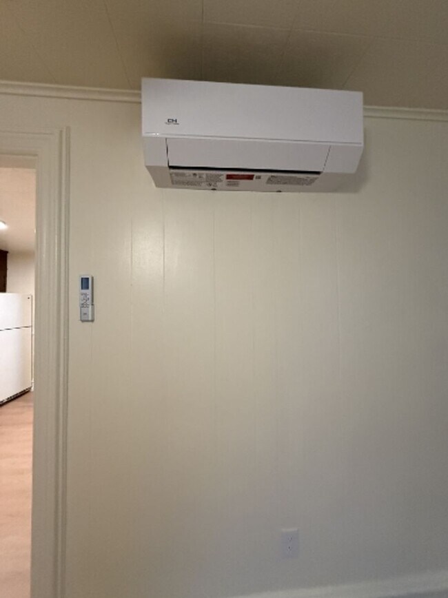 Building Photo - 243 Old Leacock Rd