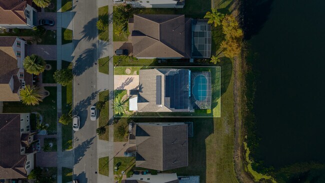 Building Photo - Waterfront Lake Nona Pool Home