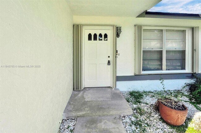 Building Photo - 8405 SW 181st Terrace