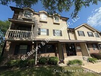 Building Photo - 1494 W Jefferson Ave