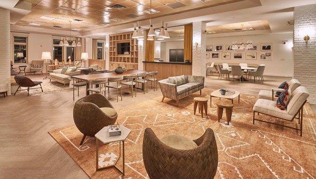 Building Photo - Available May 10th, 2025-Beautiful and Spa...