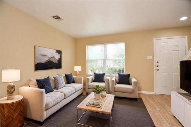 Building Photo - 20607 Rainport Cir