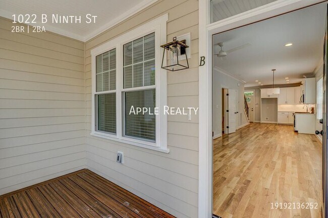 Building Photo - 1022 9th St