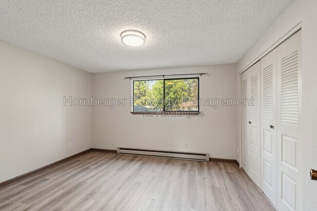 Building Photo - 816 S Robinhood St