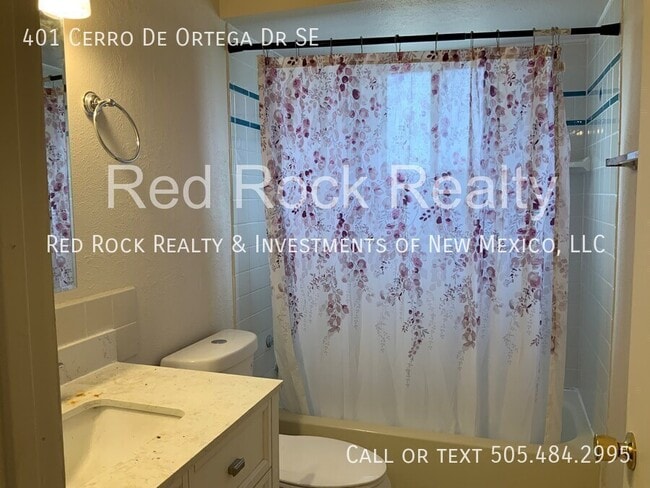 Building Photo - 401 Cerro De Ortega Dr SE