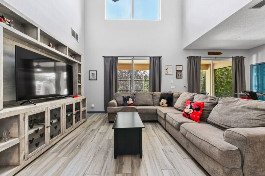 Building Photo - 8401 Secret Key Cove