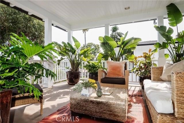 Building Photo - 621 31st St