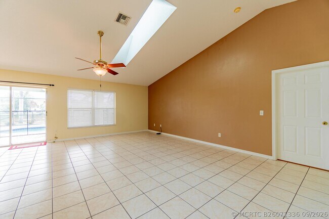 Building Photo - 5593 NW Wesley Rd