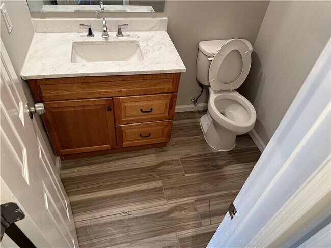 Building Photo - 1923 Cheatham Woods Dr SW