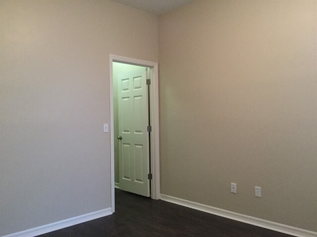 Building Photo - 14988 Faversham Cir