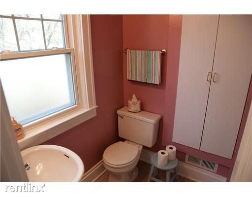 Building Photo - 1400 Edgewood Ave