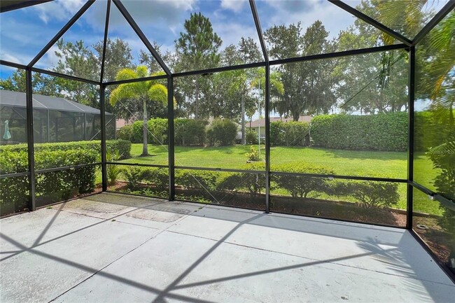 Building Photo - 4639 Summerlake Cir