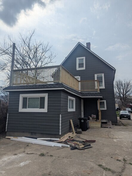 Building Photo - 3061 W 46th St