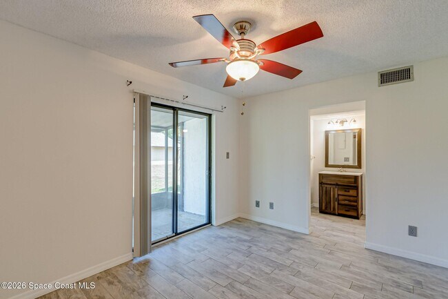 Building Photo - 1120 Gary Hunt Rd