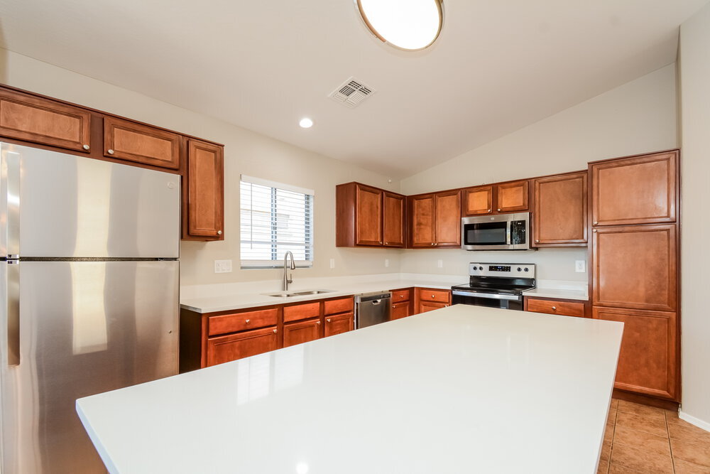 Building Photo - 12530 W Willow Ave