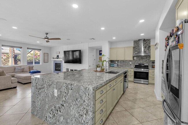 Building Photo - 82540 Lordsburg Dr