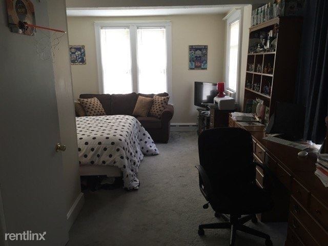 Building Photo - 552 Cumberland St