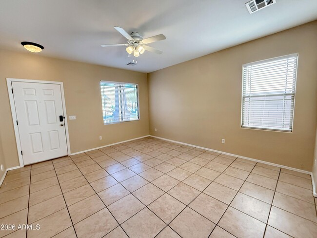 Building Photo - 4539 E Ivanhoe St