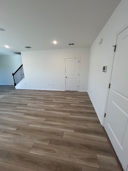 Building Photo - 10647 Ironwood Tree Wy