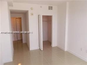 Building Photo - 50 Menores Ave