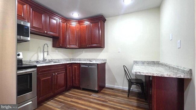 Building Photo - 361 David Hall Rd